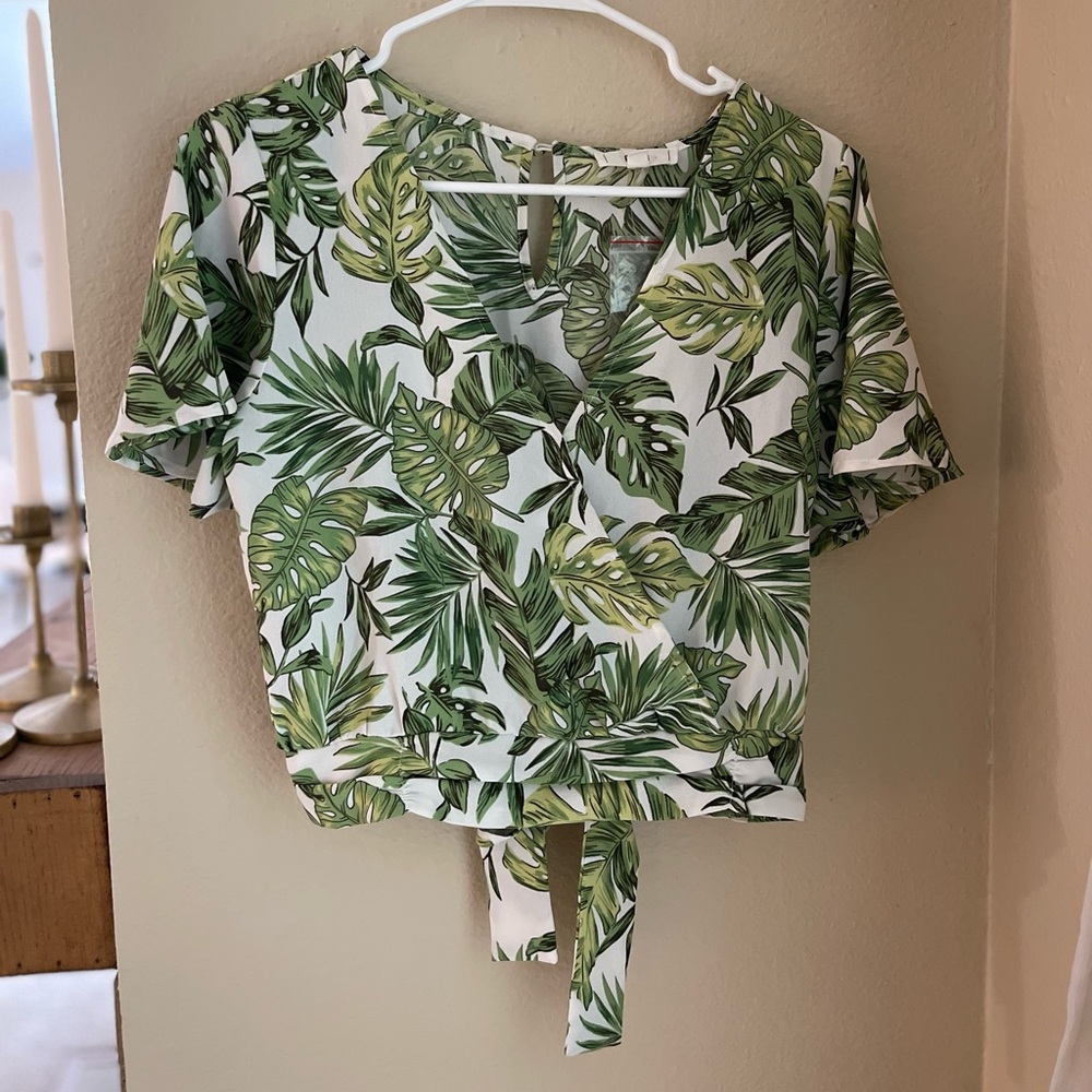 Tropical leaf crop top BRAND NEW